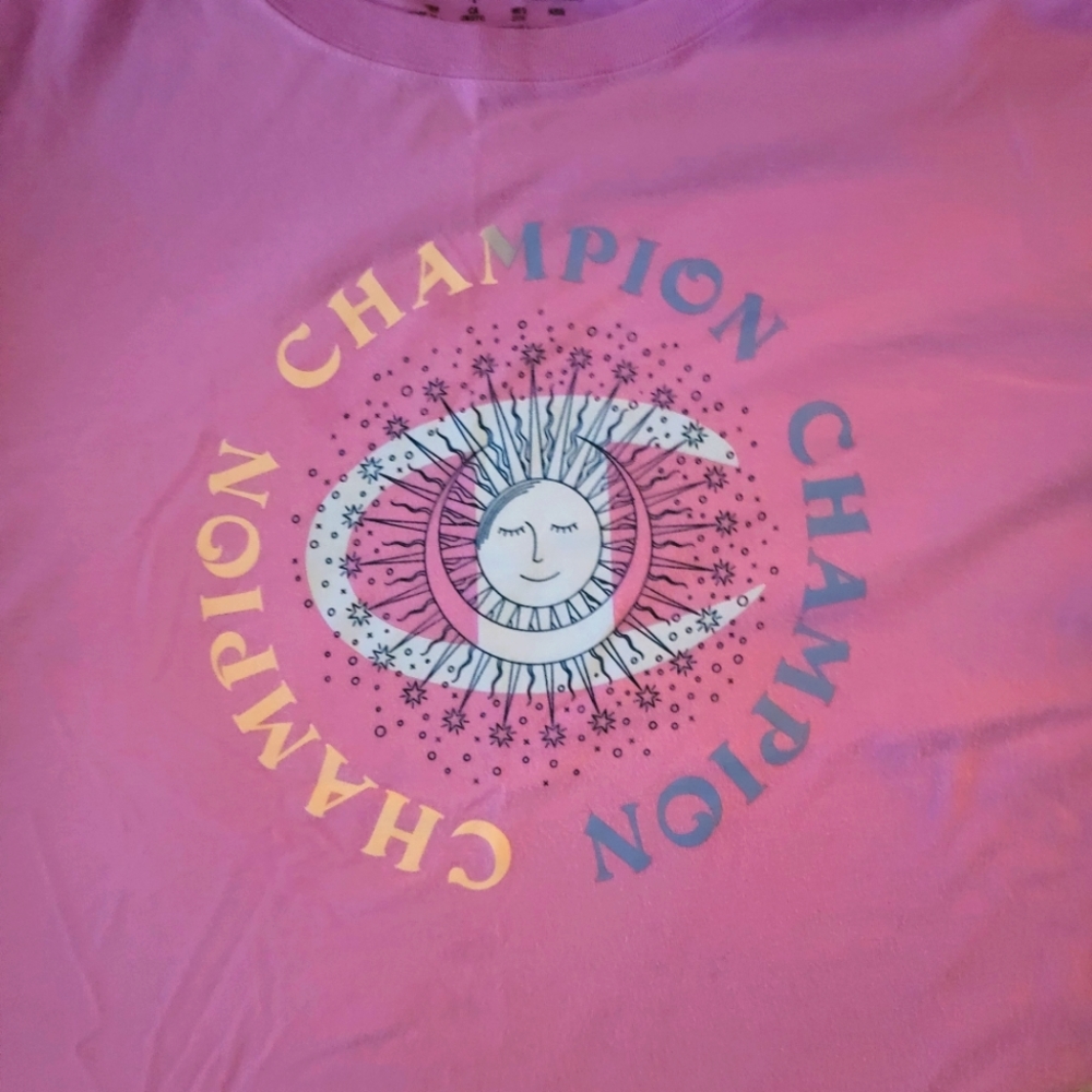 Champion t shirt